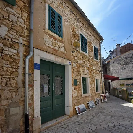 Orange Old Town Poreč